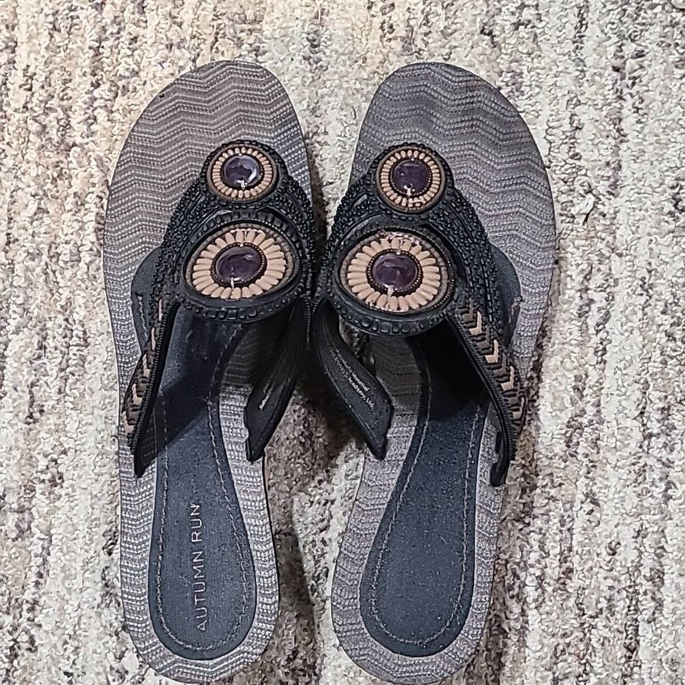 DONATED black and Brown Sandals